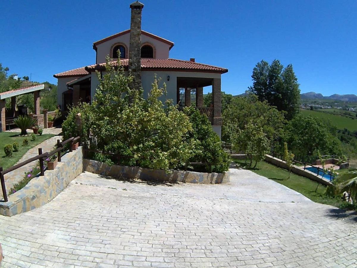 Charming In With Pool Villa